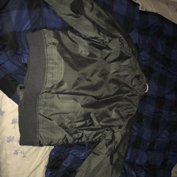 Ocean current jacket/windbreaker - Picture 2 of 2